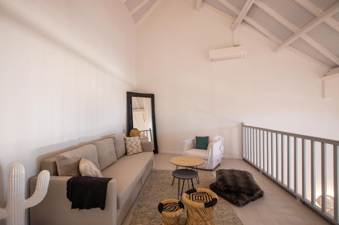 Stunning New Apartment With View Of Orient Bay Quarter of Orleans Exterior photo